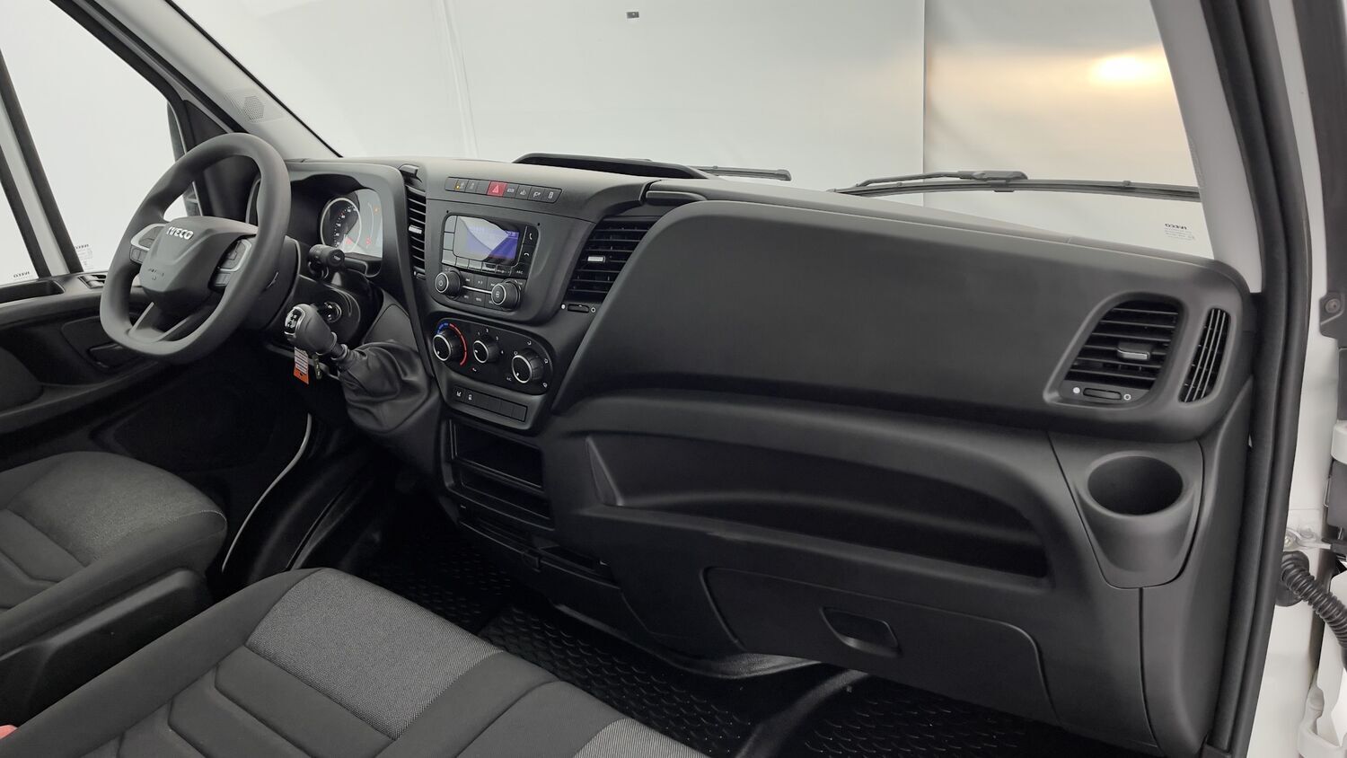 GLI00270067_p53 - IVECO - DAILY - 2025 - photo 7