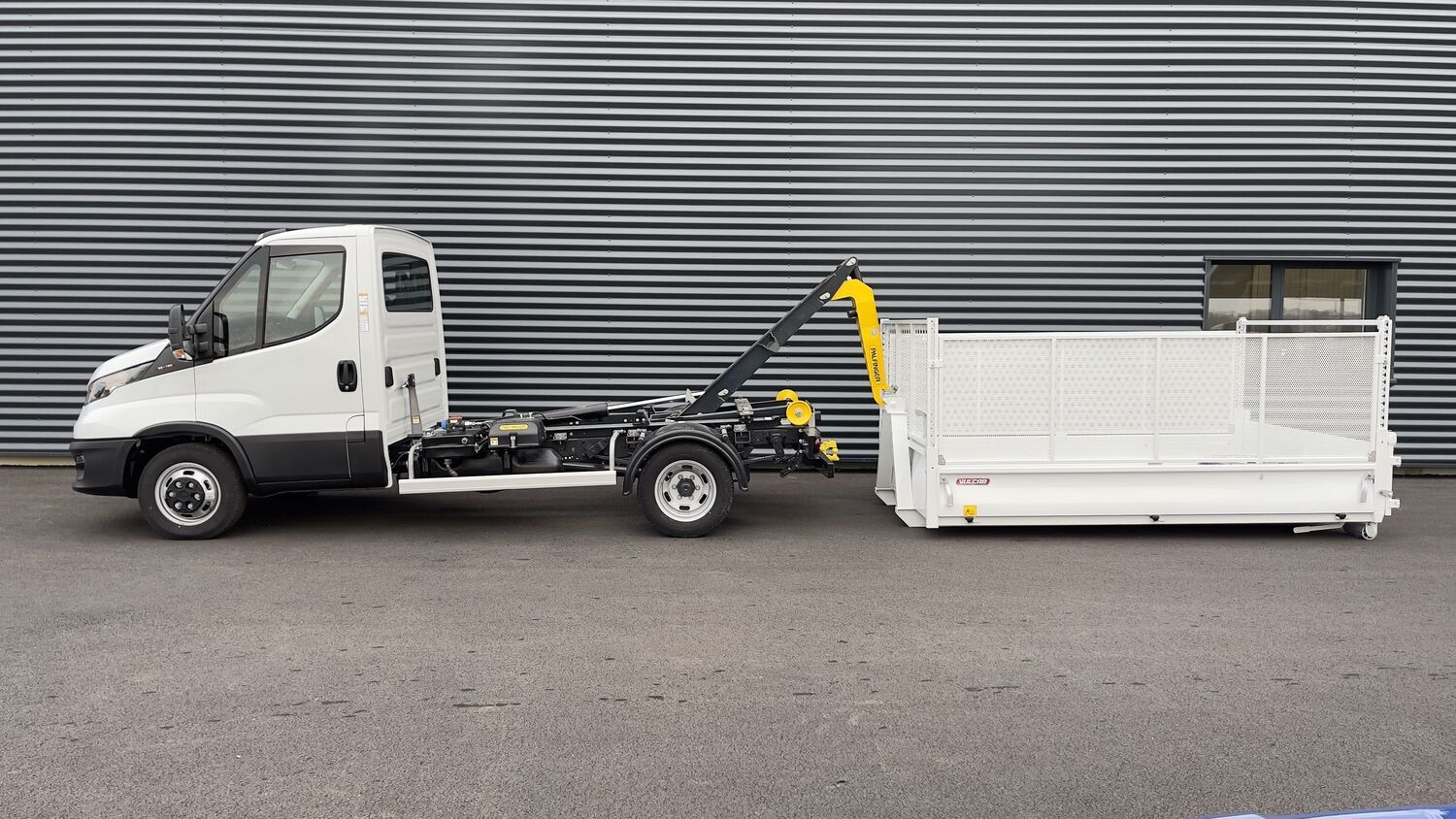 GLI00270067_p53 - IVECO - DAILY - 2025 - photo 8