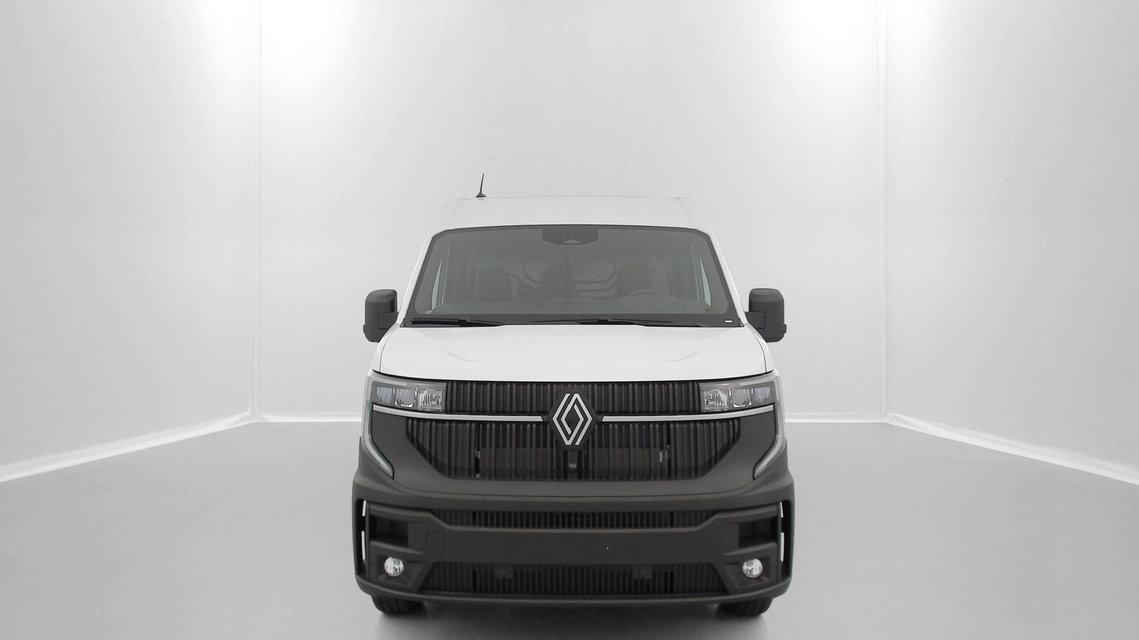 GLI00006062_p53 - RENAULT - MASTER - 2025 - photo 2