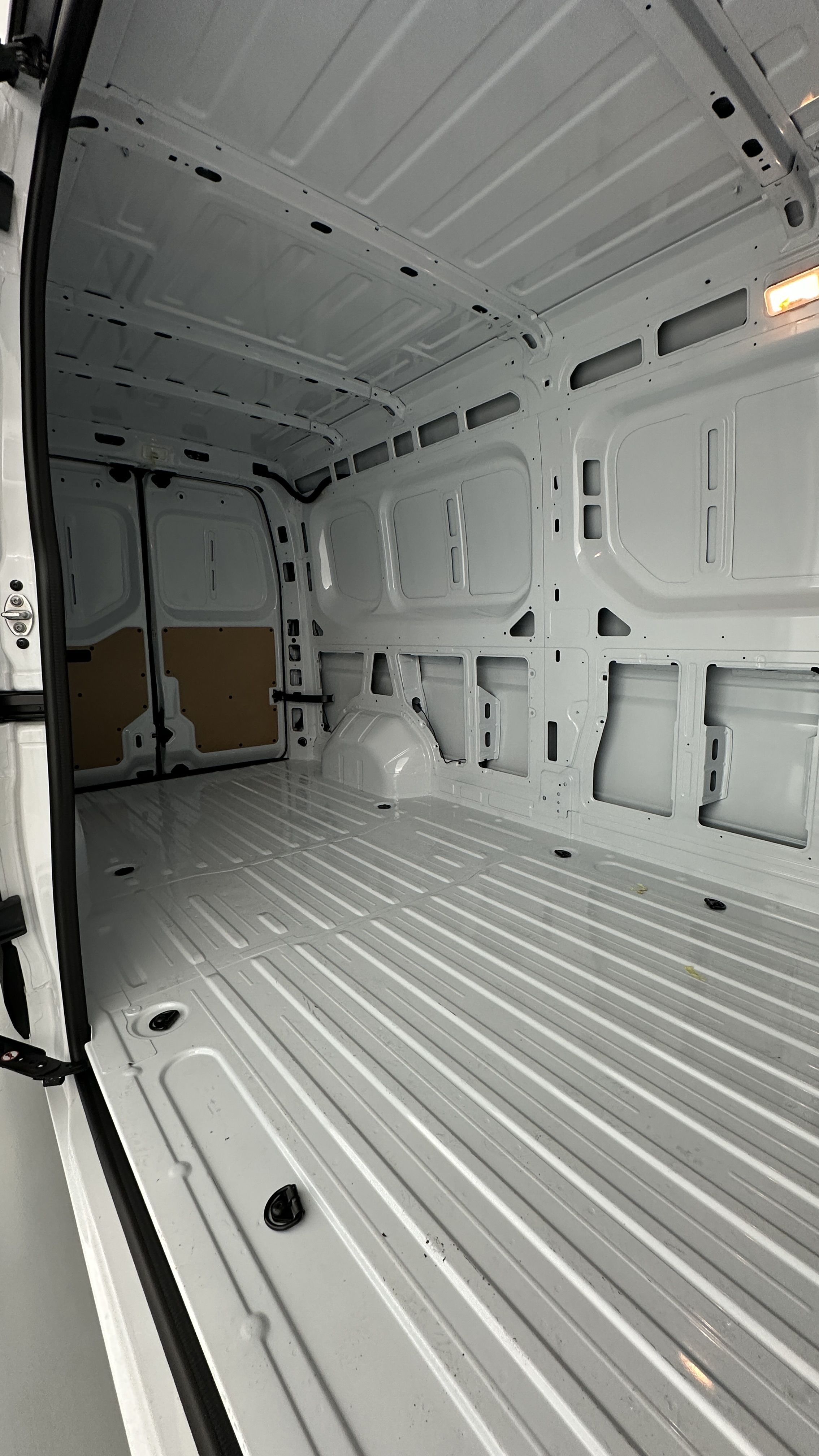 GLI00006062_p53 - RENAULT - MASTER - 2025 - photo 8