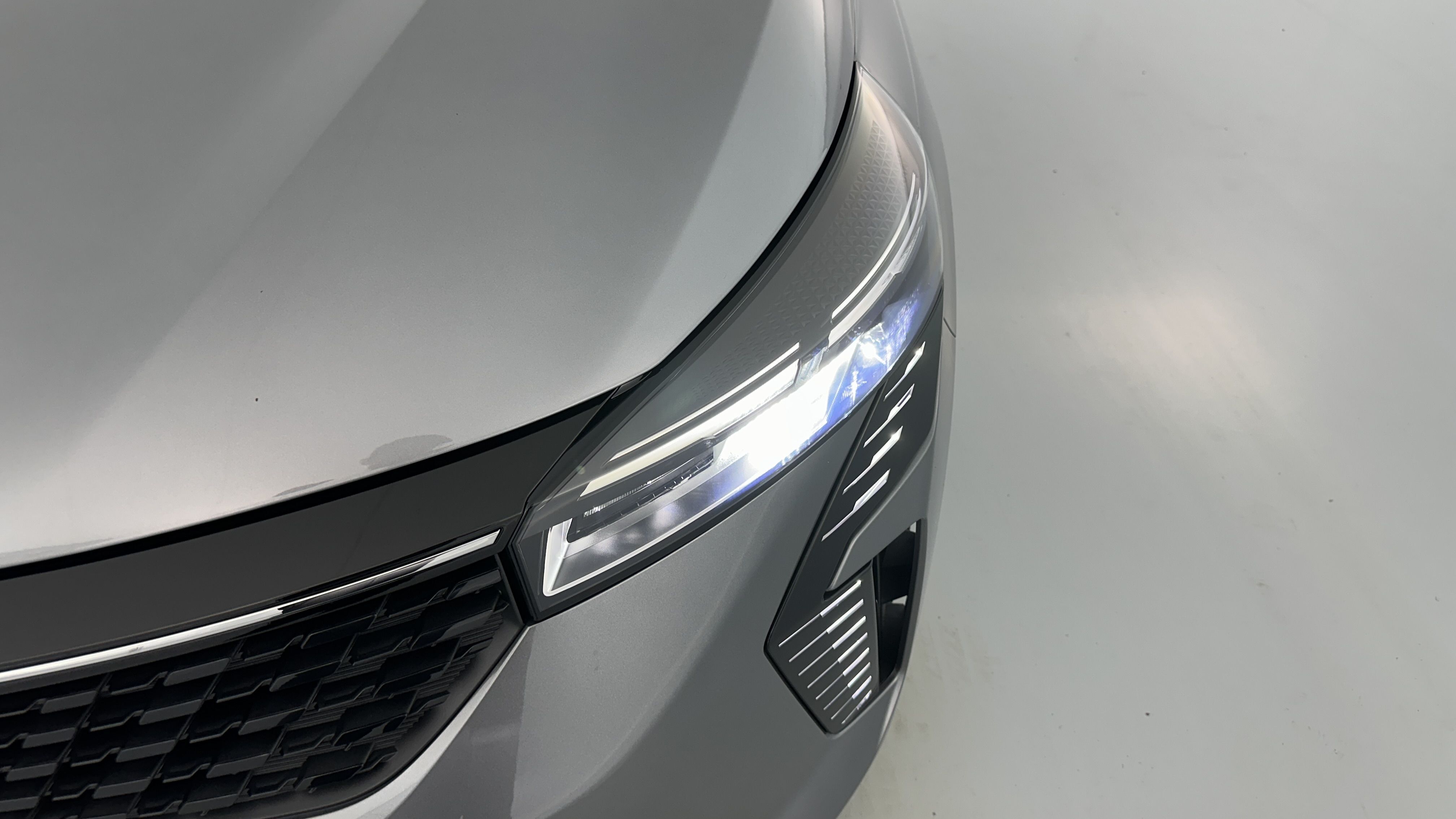 GLI00002848_p53 - RENAULT - CLIO - 2025 - photo 22