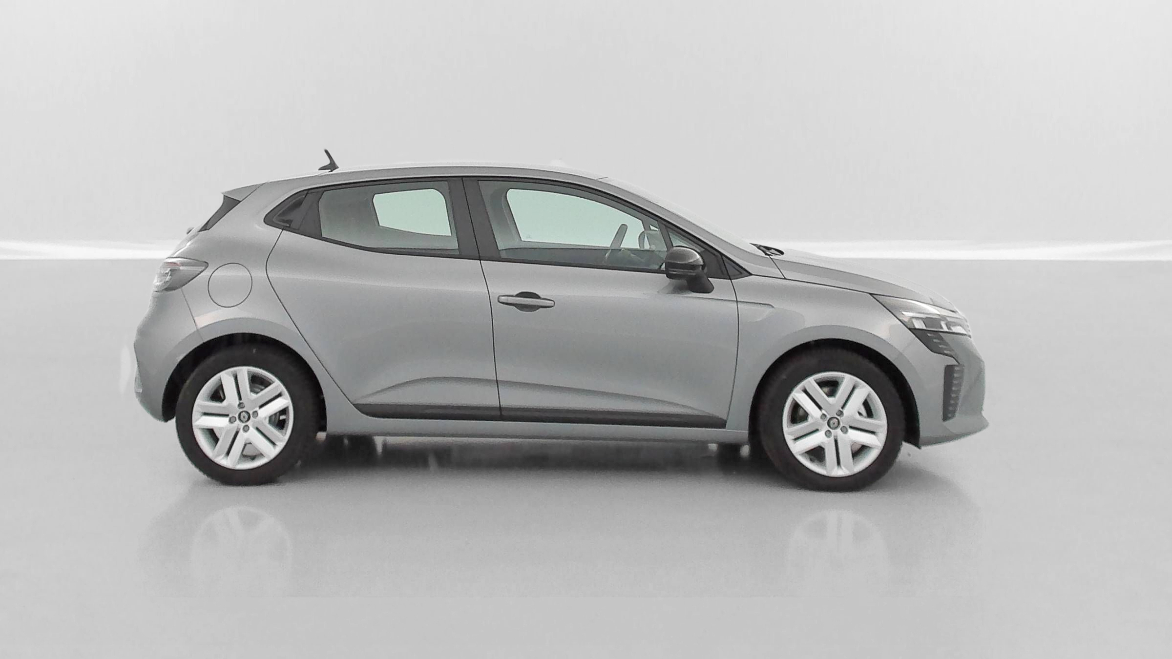 GLI00002848_p53 - RENAULT - CLIO - 2025 - photo 25