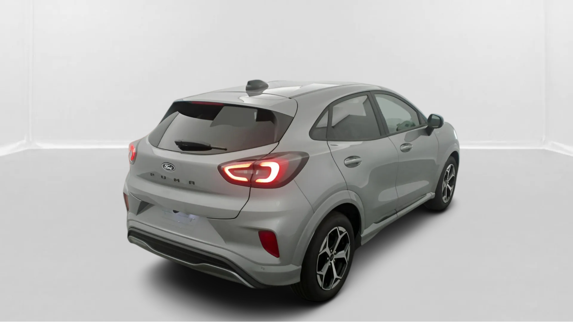 GLI00009893_p53 - FORD - PUMA - 2025 - photo 4