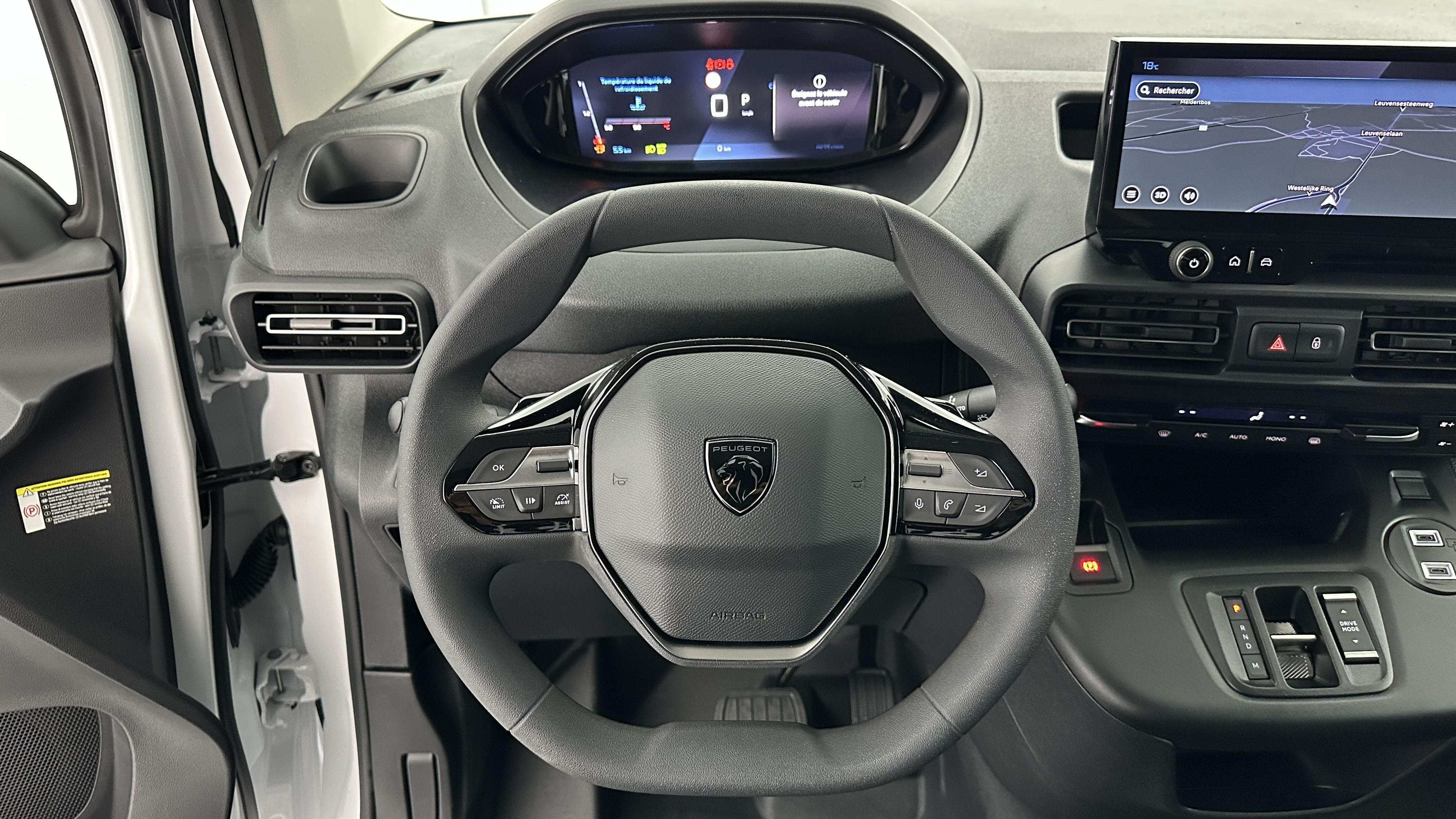 GLI00007888_p53 - PEUGEOT - PARTNER - 2025 - photo 11