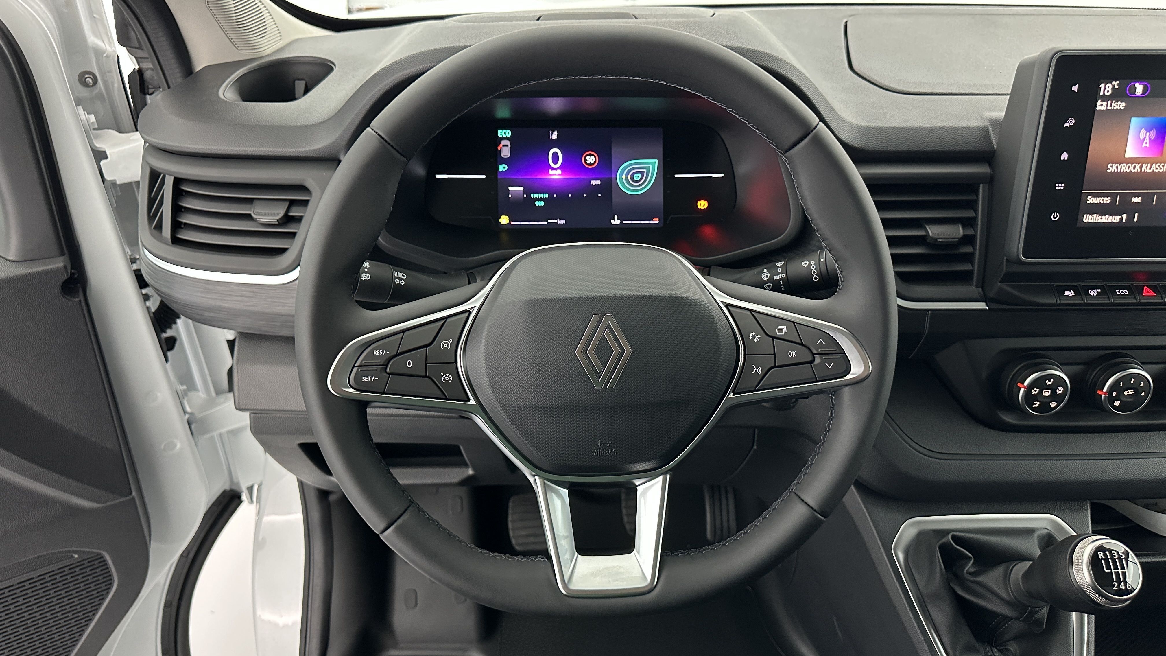 GLI00007845_p53 - RENAULT - TRAFIC - 2025 - photo 10