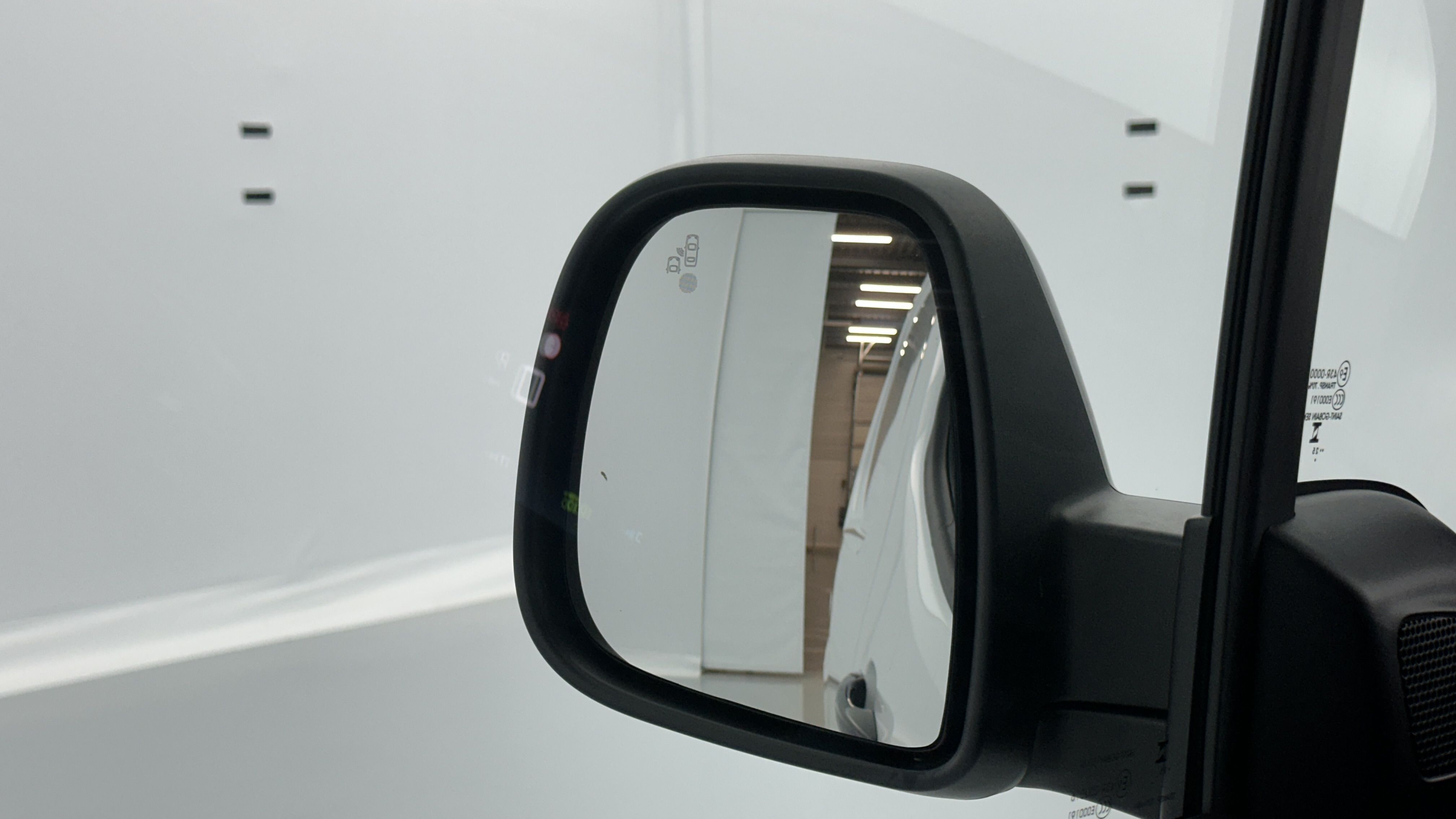 GLI00006602_p53 - CITROEN - BERLINGO - 2025 - photo 18