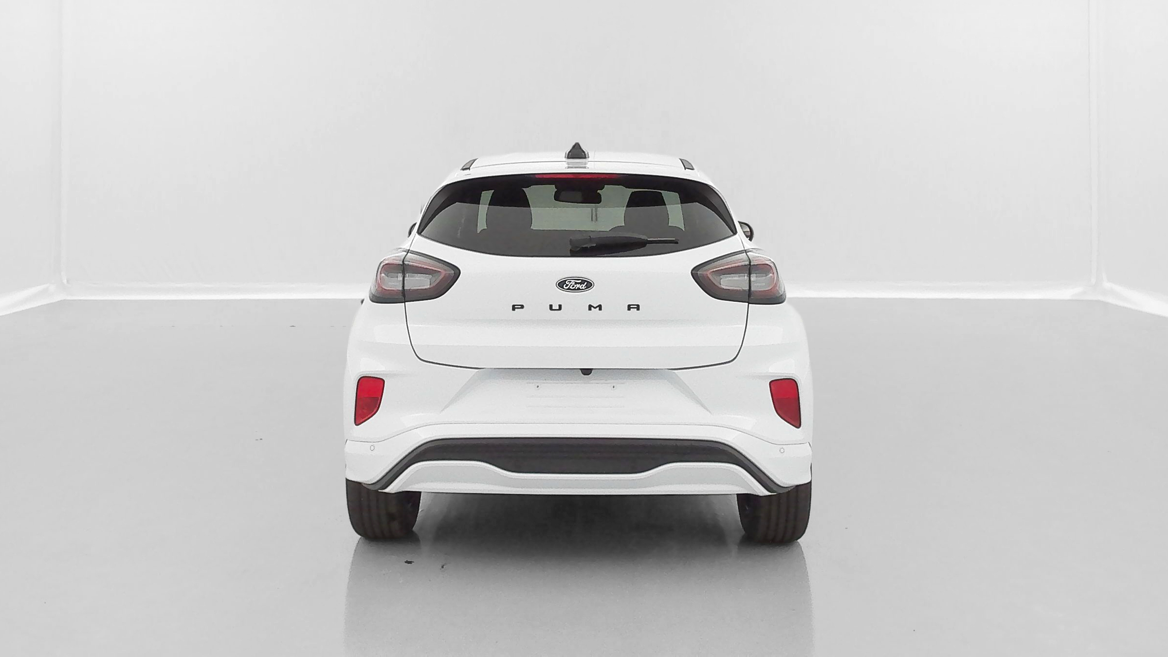 GLI00009889_p53 - FORD - PUMA - 2025 - photo 22