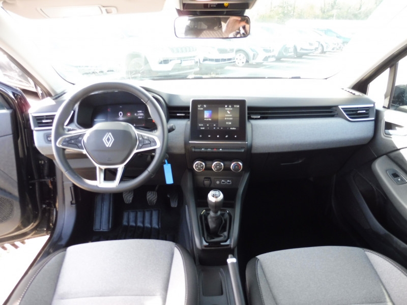 71409_p51 - RENAULT - CLIO - 2025 - photo 4