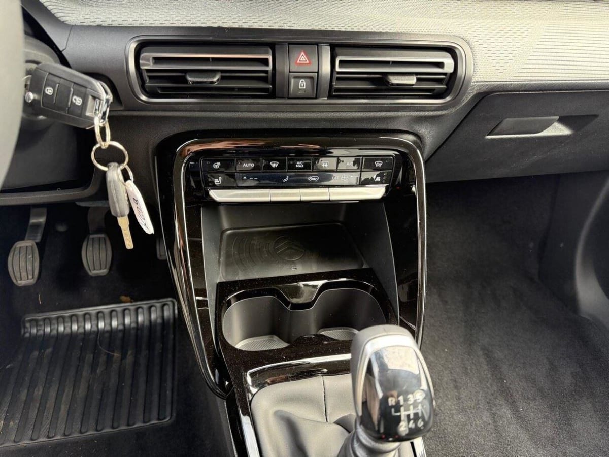 363072_p2 - CITROEN - C3 - 2025 - photo 9