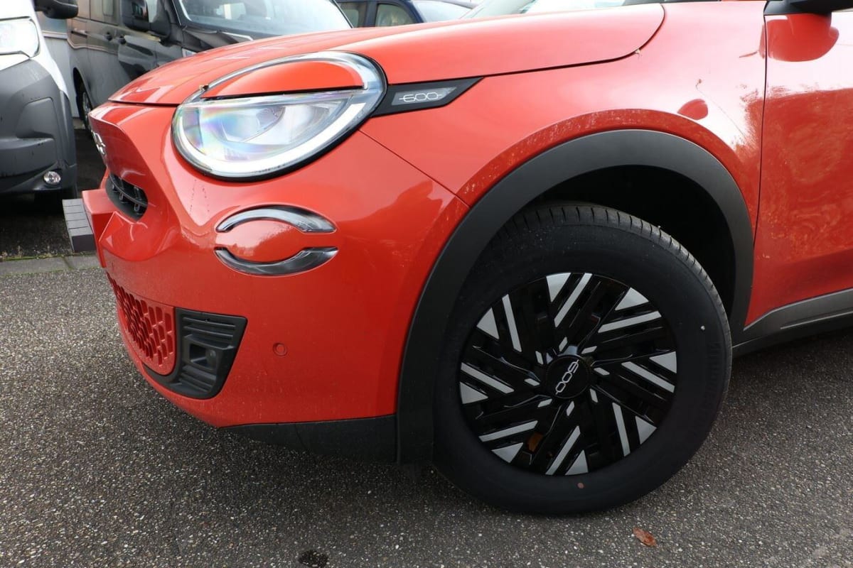 364004_p2 - FIAT - 600 - 2025 - photo 5