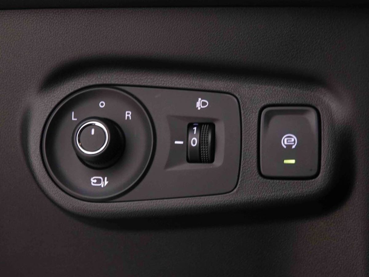 363173_p2 - MG - ZS - 2025 - photo 9