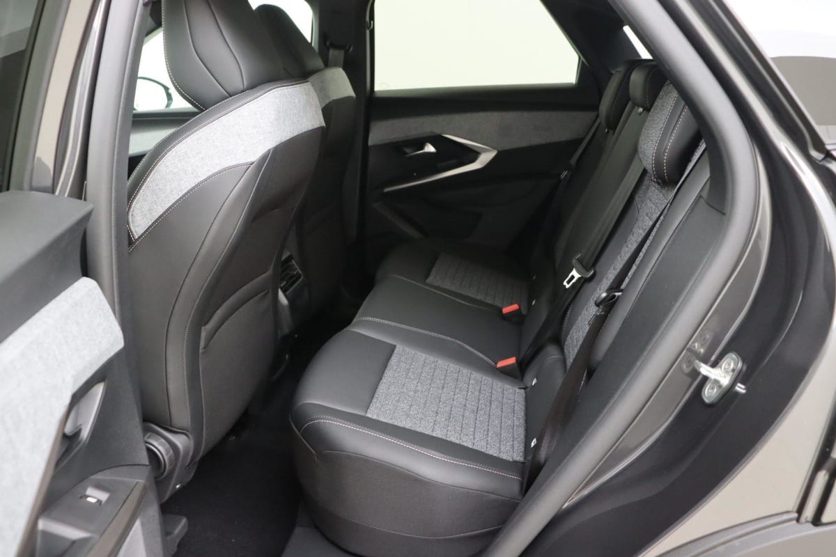 354770_p2 - PEUGEOT - 3008 - 2025 - photo 7