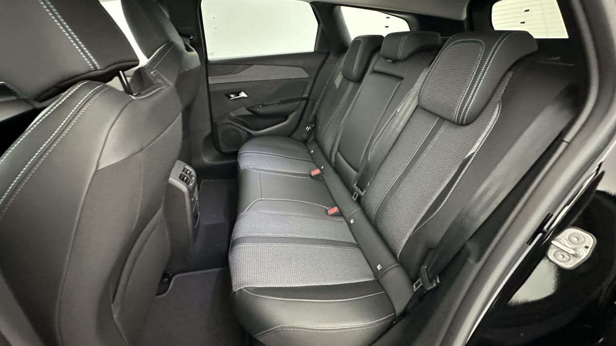 348162_p2 - PEUGEOT - 308 SW - 2025 - photo 10