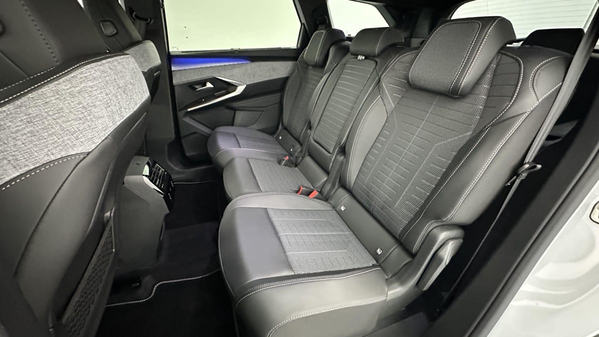 345176_p2 - PEUGEOT - 5008 - 2025 - photo 9