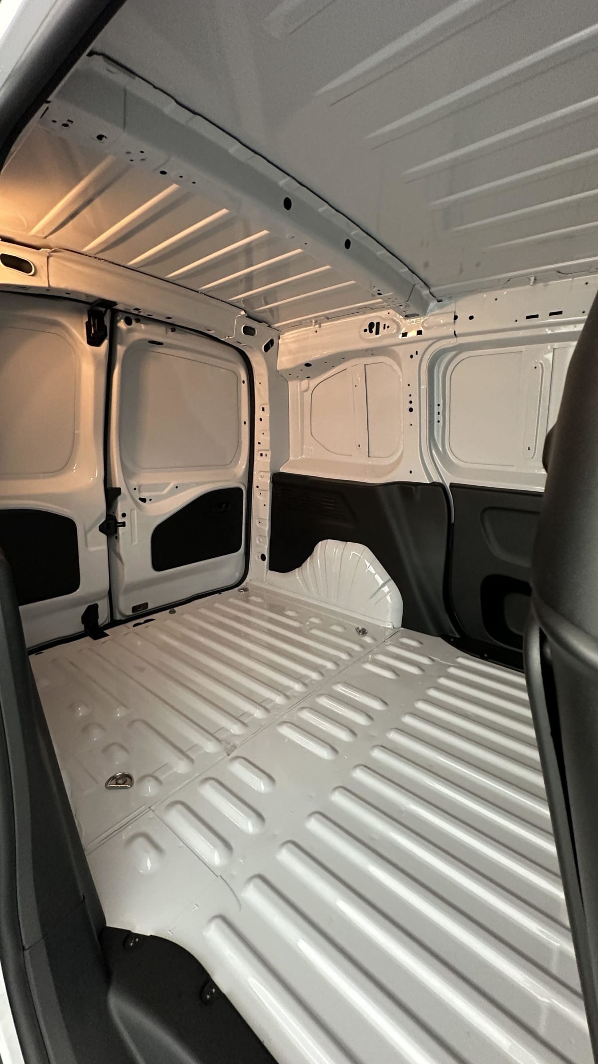 350531_p2 - PEUGEOT - PARTNER - 2025 - photo 8