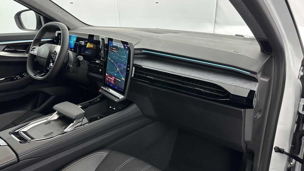 354694_p2 - RENAULT - AUSTRAL - 2025 - photo 8