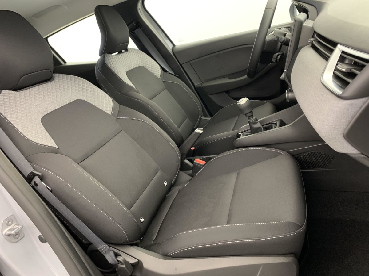 359409_p2 - RENAULT - CLIO 5 - 2025 - photo 9