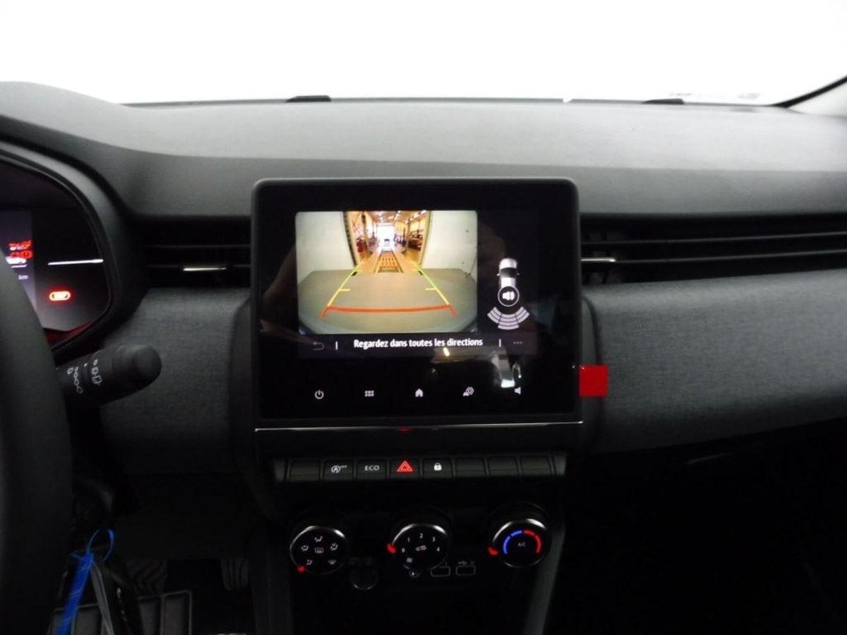 362426_p2 - RENAULT - CLIO - 2025 - photo 6