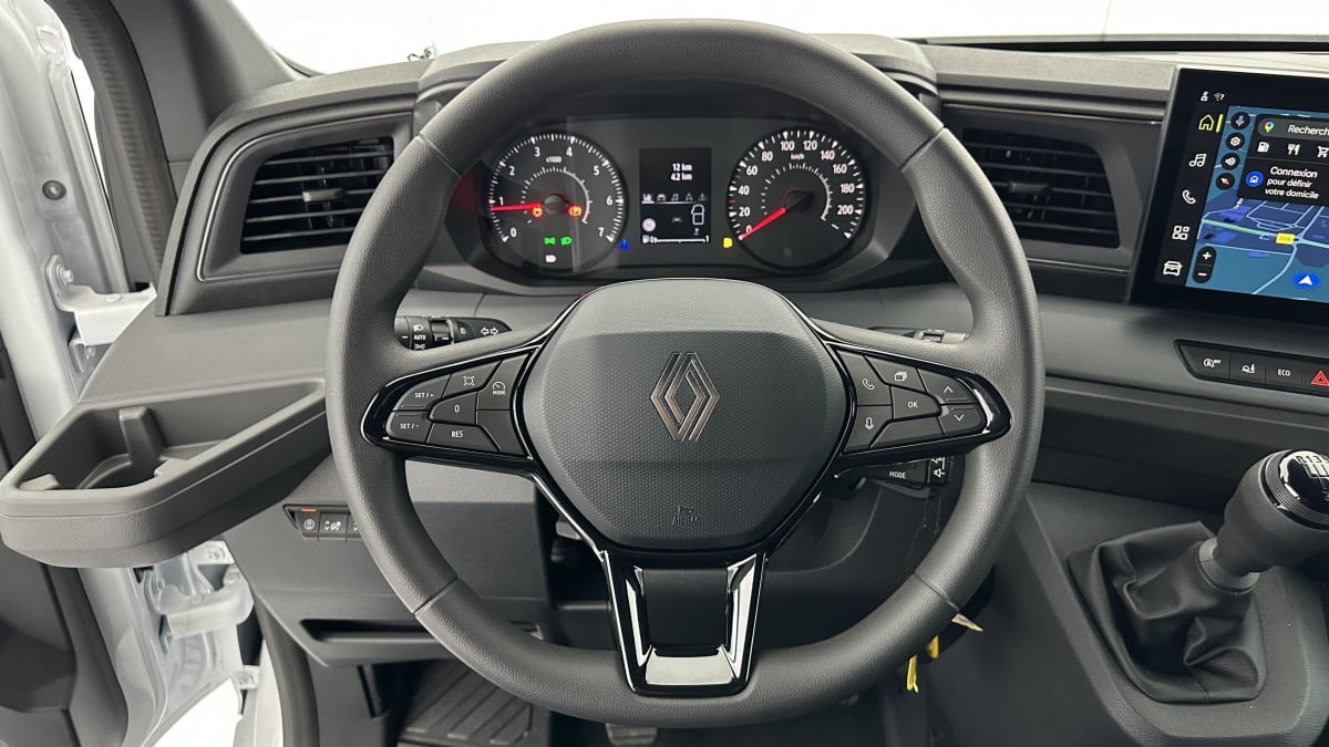 360470_p2 - RENAULT - MASTER - 2025 - photo 10