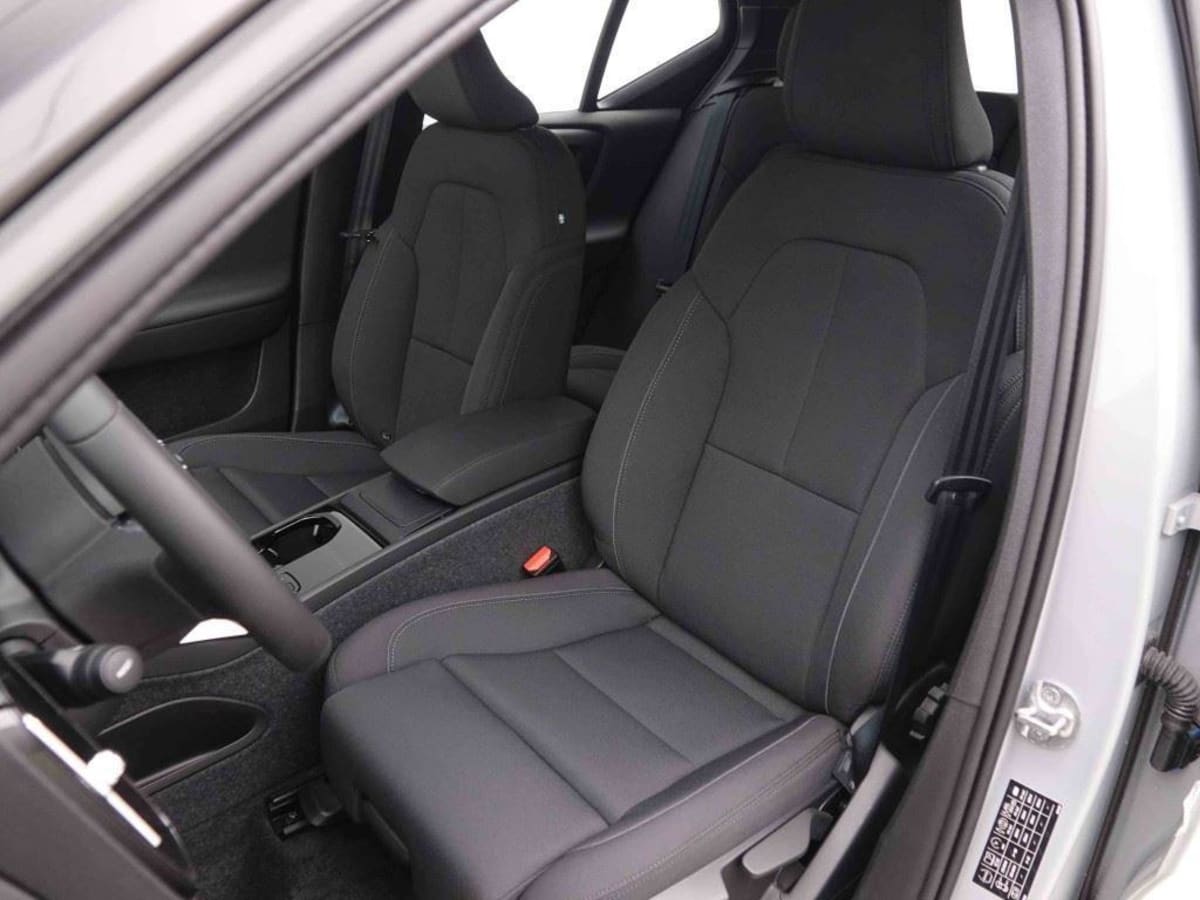 351992_p2 - VOLVO - XC 40 - 2025 - photo 5