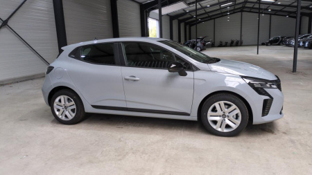 45531_p28 - RENAULT - CLIO 5 - 2025