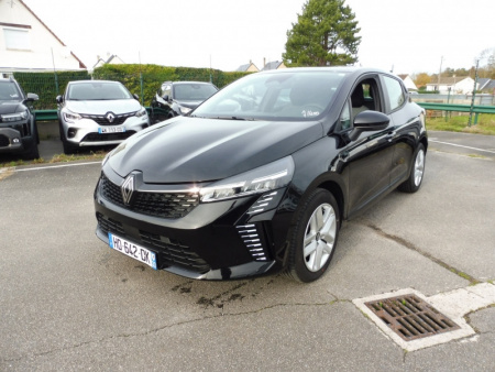 71400_p51 - RENAULT - CLIO - 2025