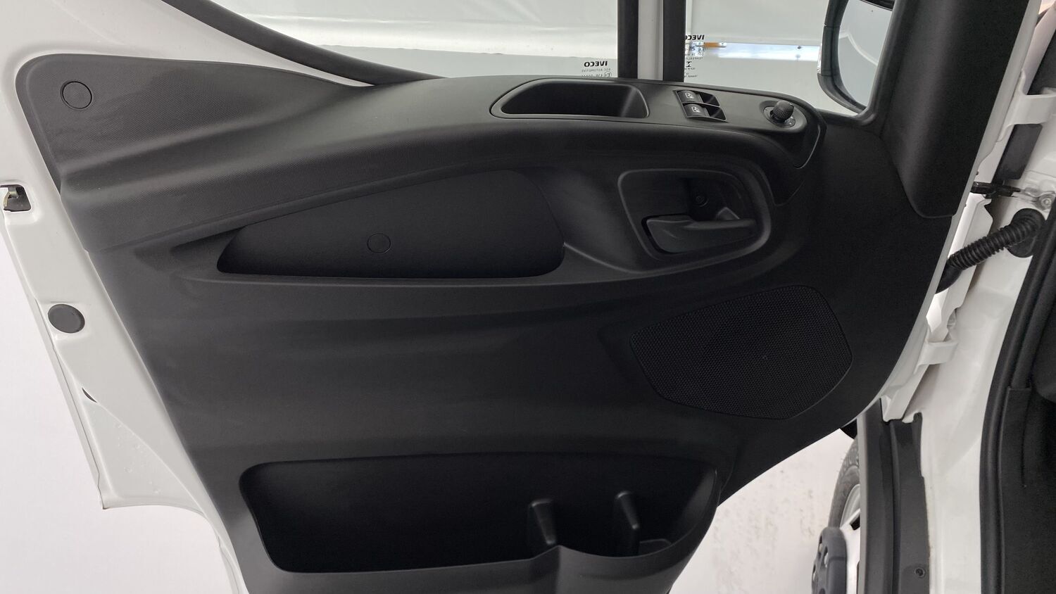 GLI00264449_p53 - IVECO - DAILY - 2025 - photo 10