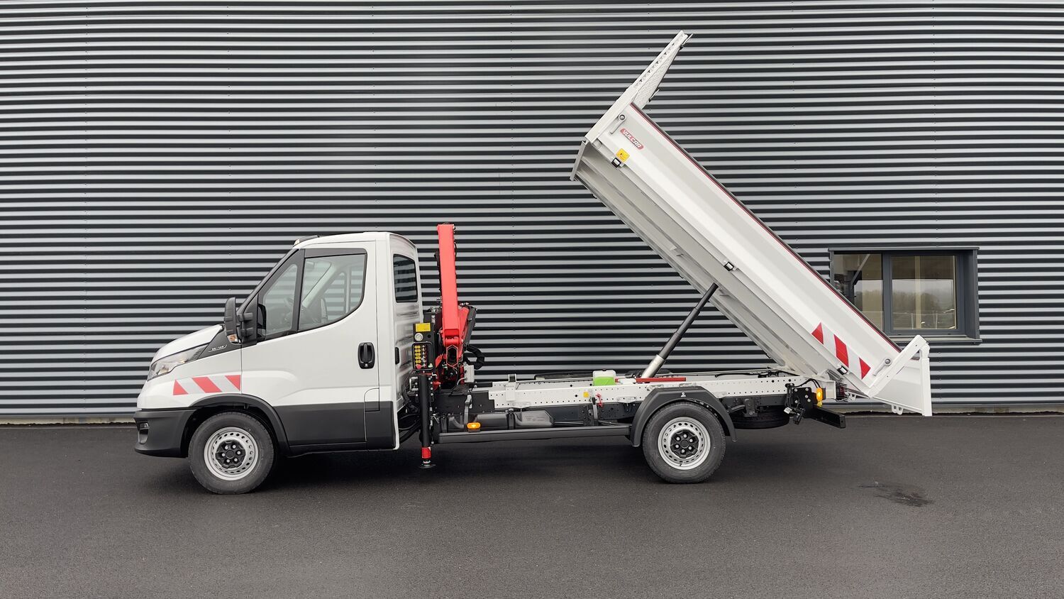 GLI00270998_p53 - IVECO - DAILY - 2025 - photo 11