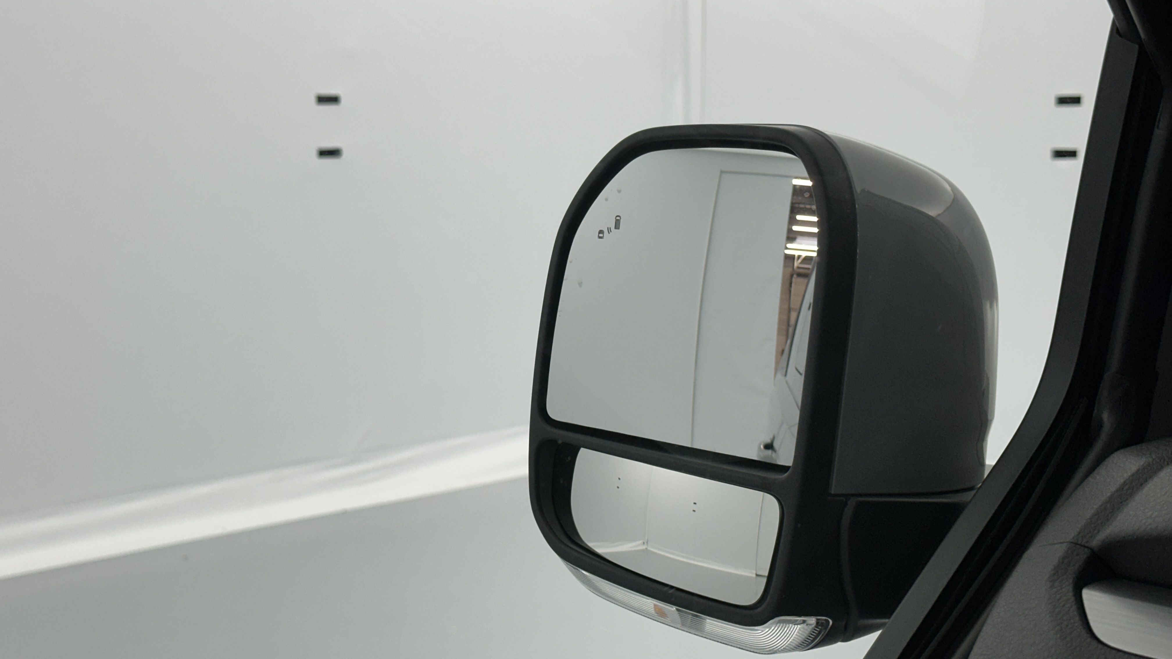 GLI00007506_p53 - VOLKSWAGEN - TRANSPORTER PROCAB - 2025 - photo 18