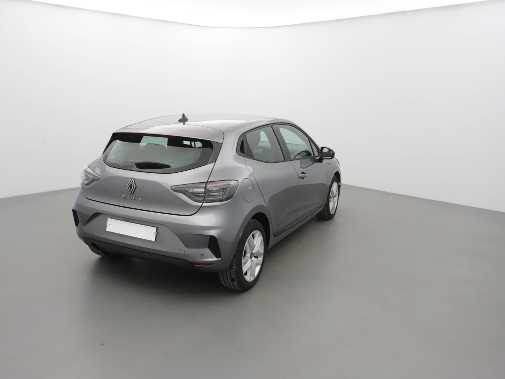 71369_p51 - RENAULT - CLIO - 2025 - photo 3