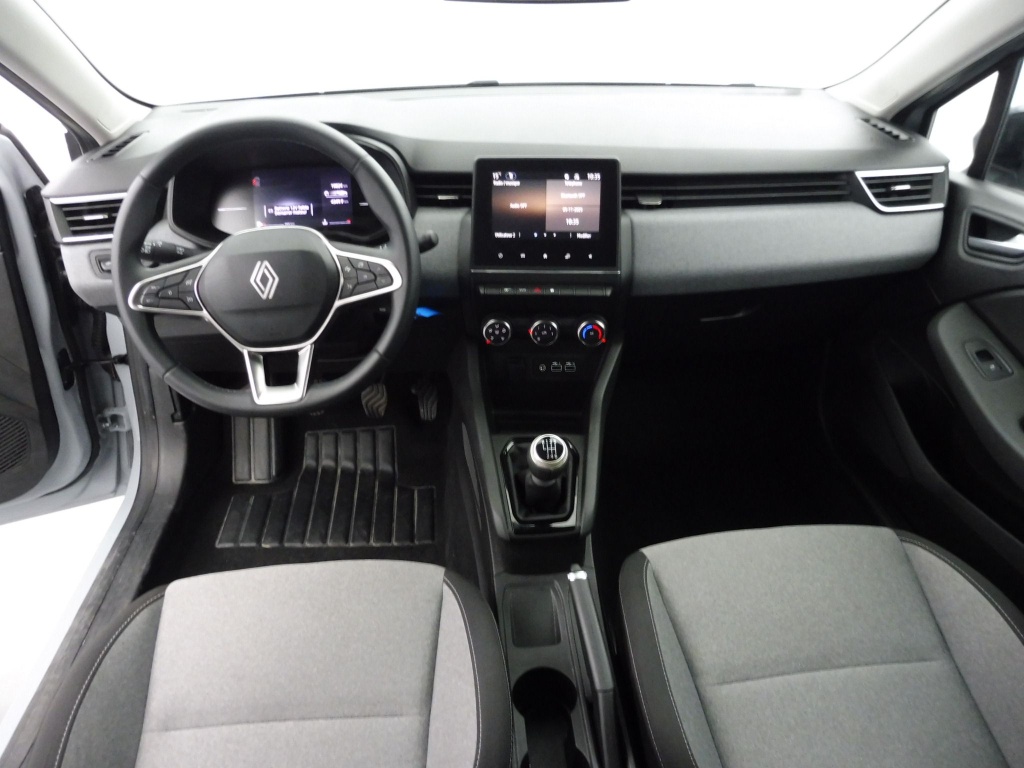 72526_p51 - RENAULT - CLIO - 2025 - photo 14