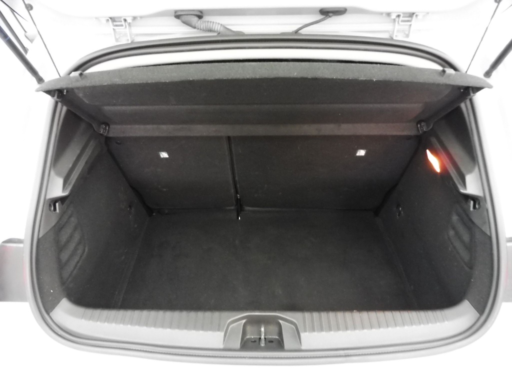 72526_p51 - RENAULT - CLIO - 2025 - photo 9