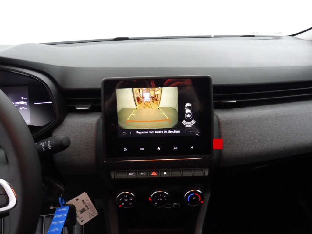 72875_p51 - RENAULT - CLIO - 2025 - photo 6