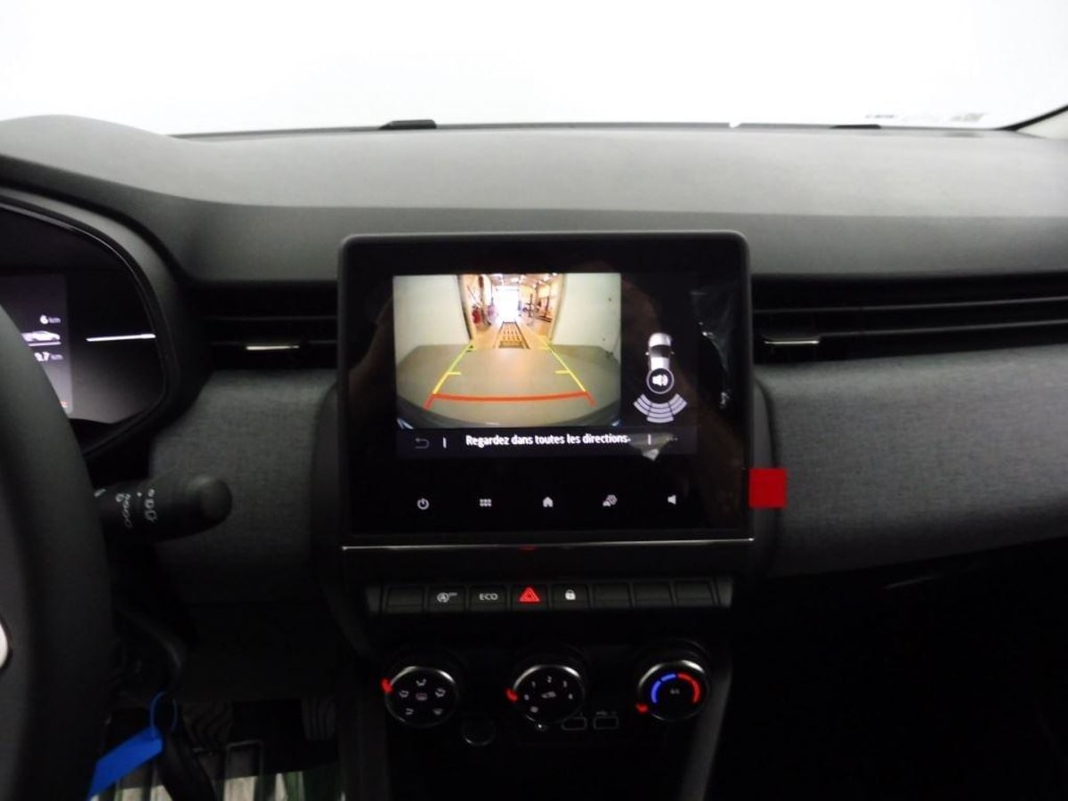 362433_p2 - RENAULT - CLIO - 2025 - photo 6