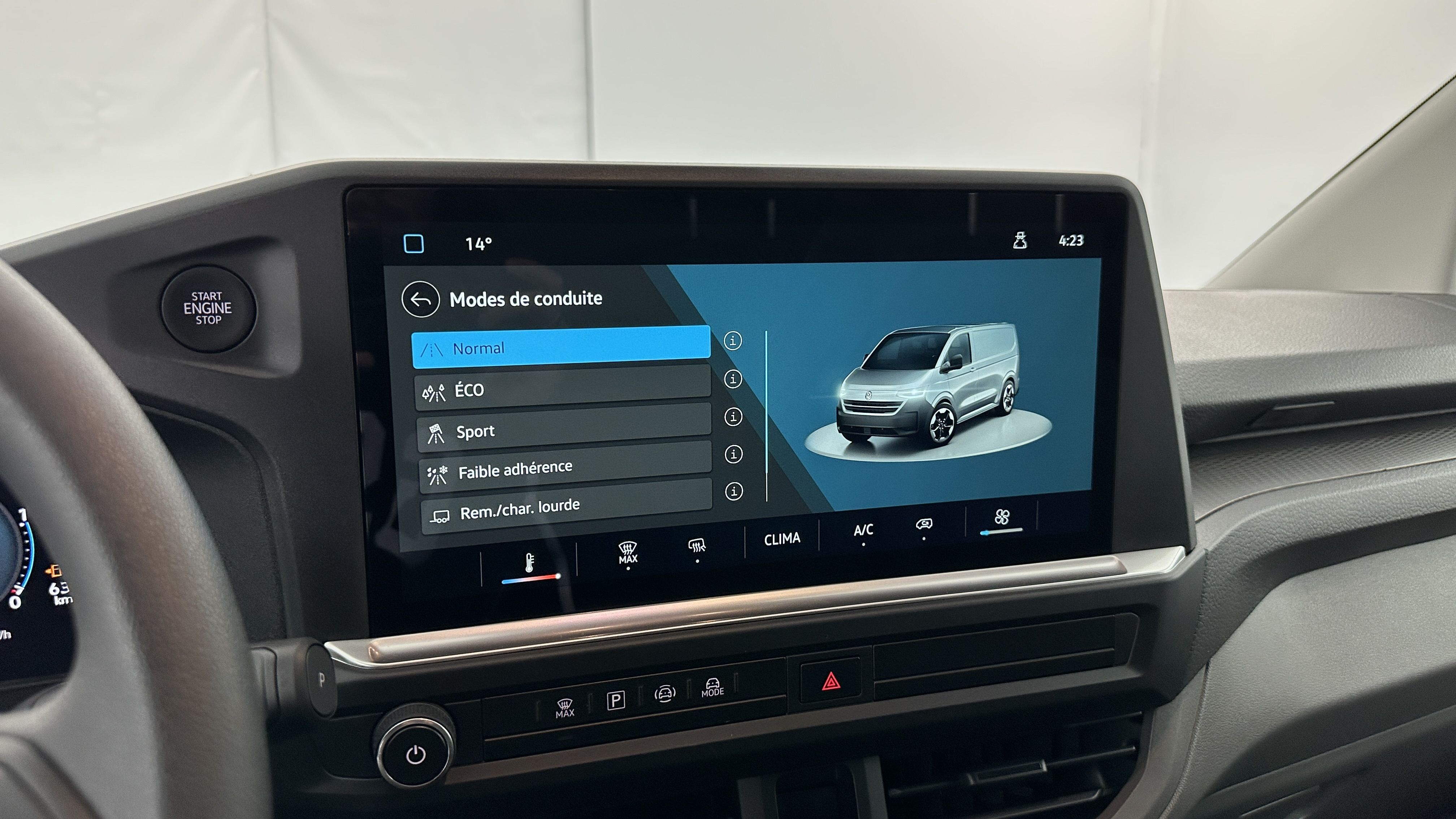 GLI00007685_p53 - VOLKSWAGEN - TRANSPORTER - 2025 - photo 14