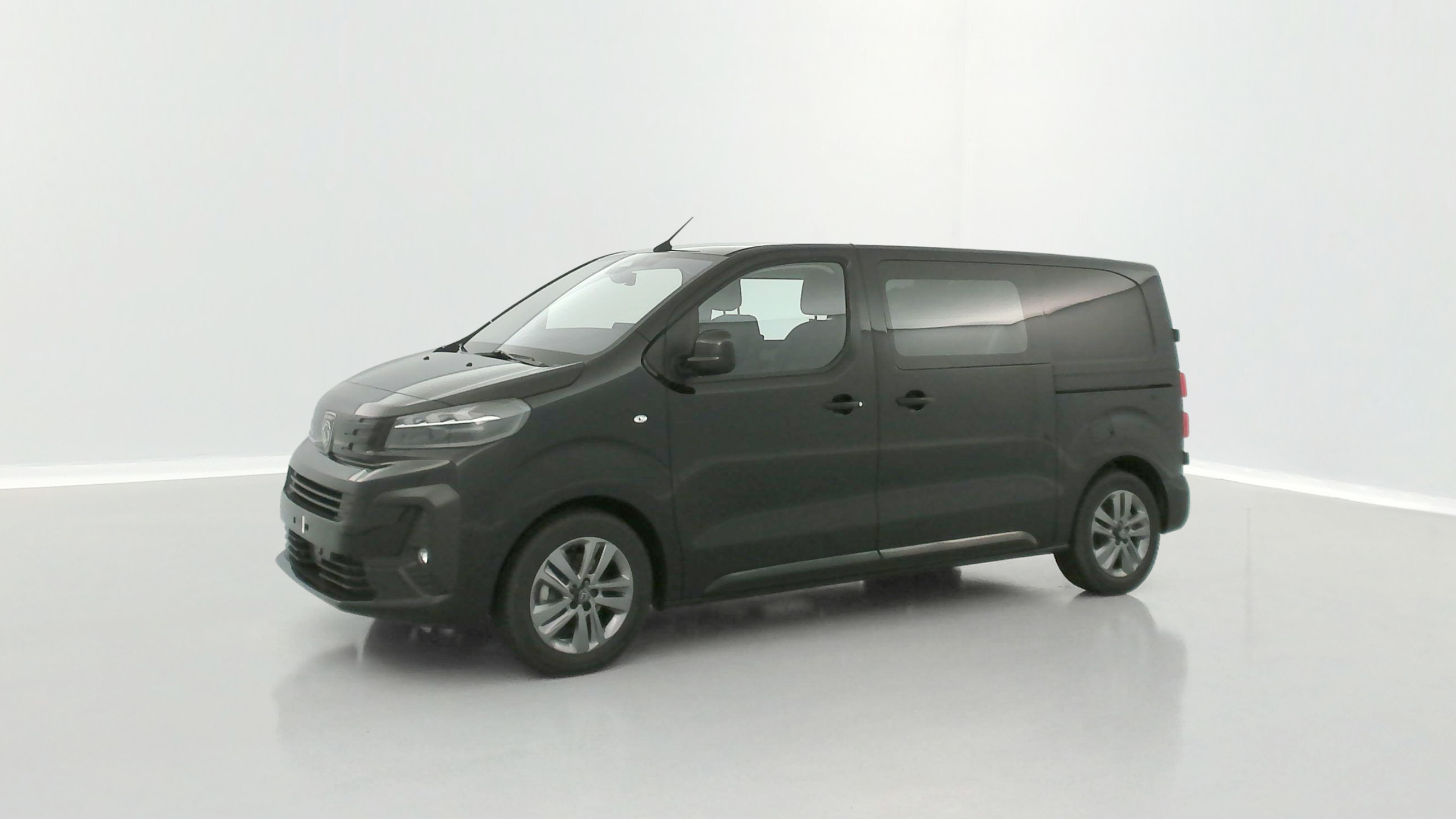 GLI00007632_p53 - PEUGEOT - EXPERT CA - 2025 - photo 22