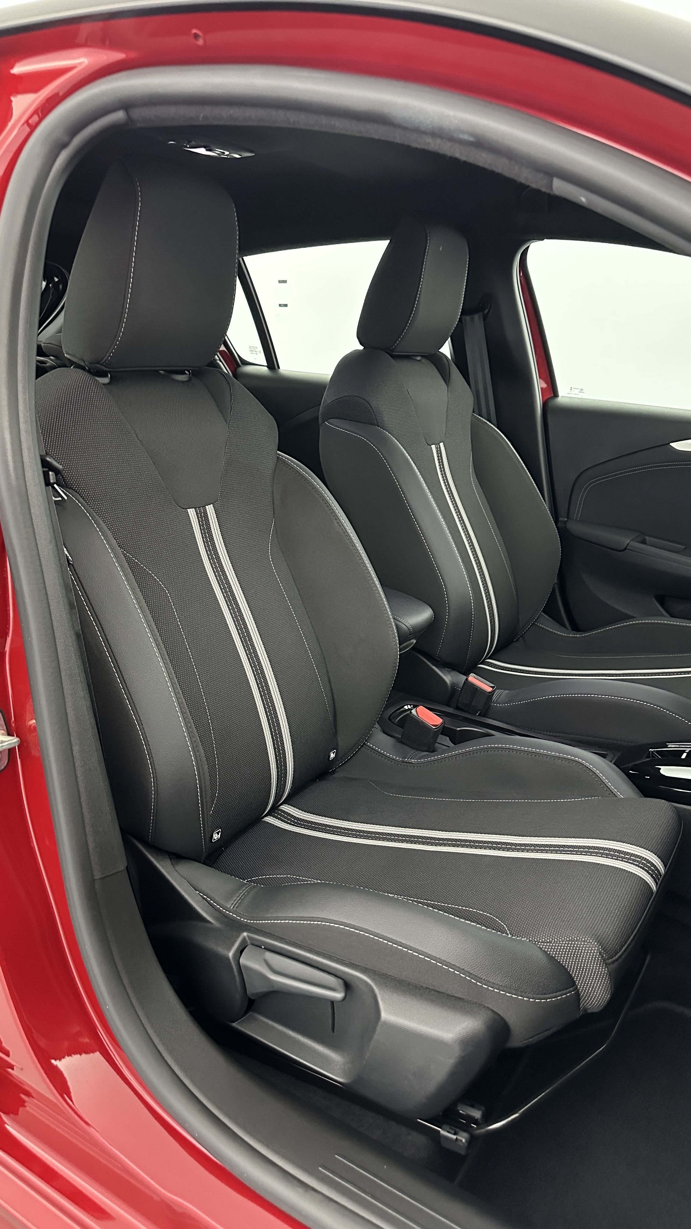 GLI00010127_p53 - OPEL - CORSA - 2025 - photo 16