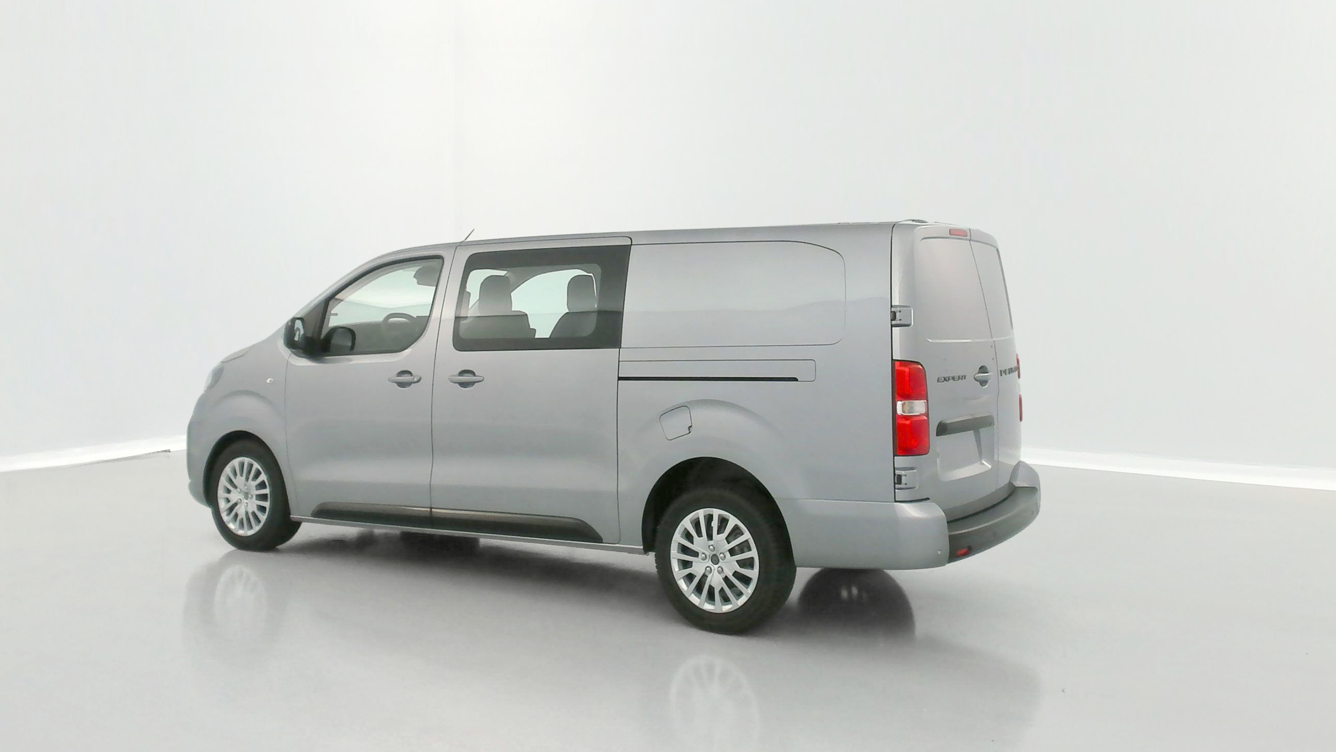 GLI00010618_p53 - PEUGEOT - EXPERT CA - 2025 - photo 21