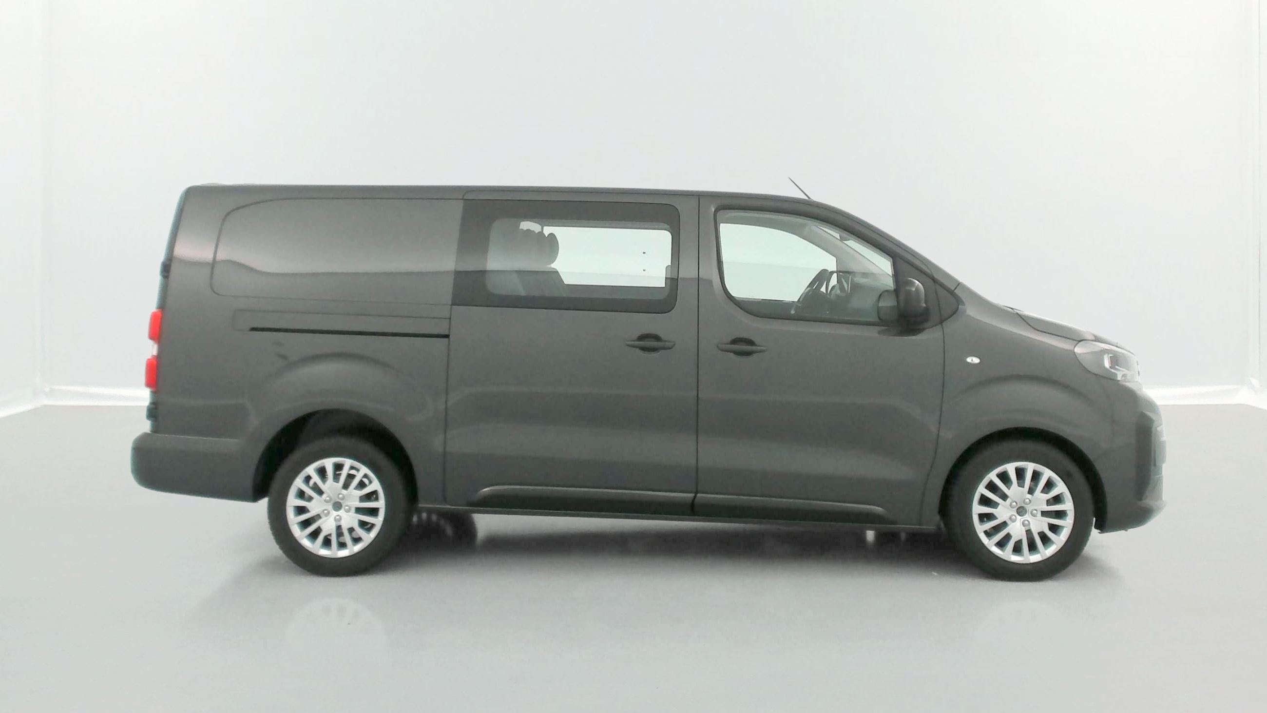 GLI00010616_p53 - PEUGEOT - EXPERT CA - 2025 - photo 19