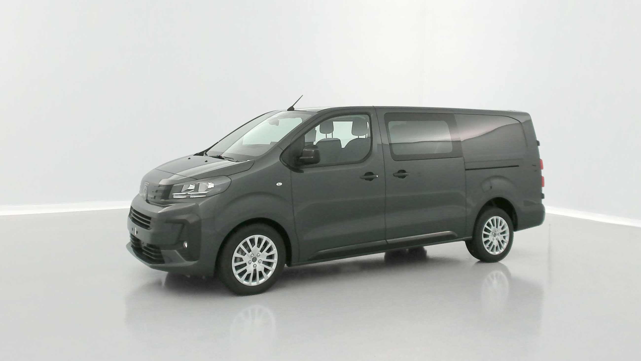 GLI00010616_p53 - PEUGEOT - EXPERT CA - 2025 - photo 20