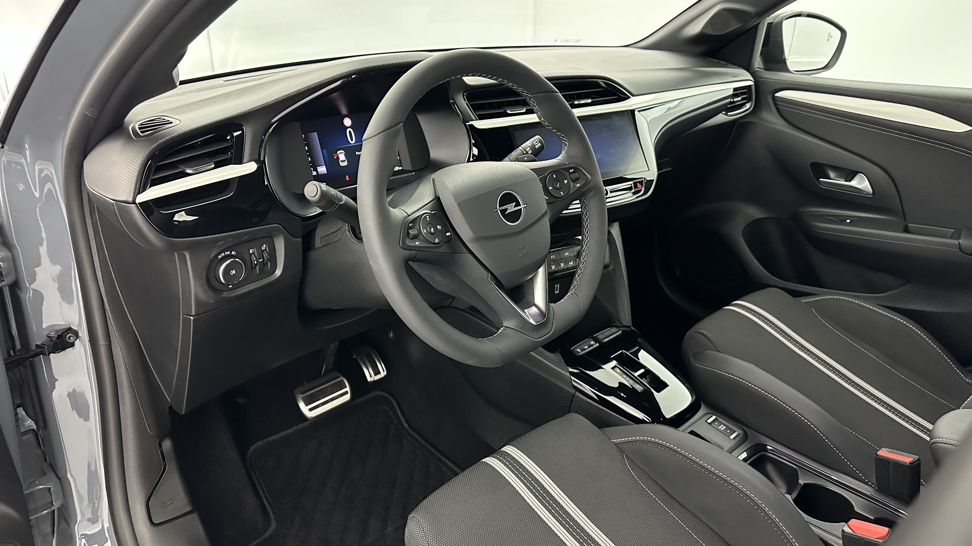 GLI00010120_p53 - OPEL - CORSA - 2025 - photo 6