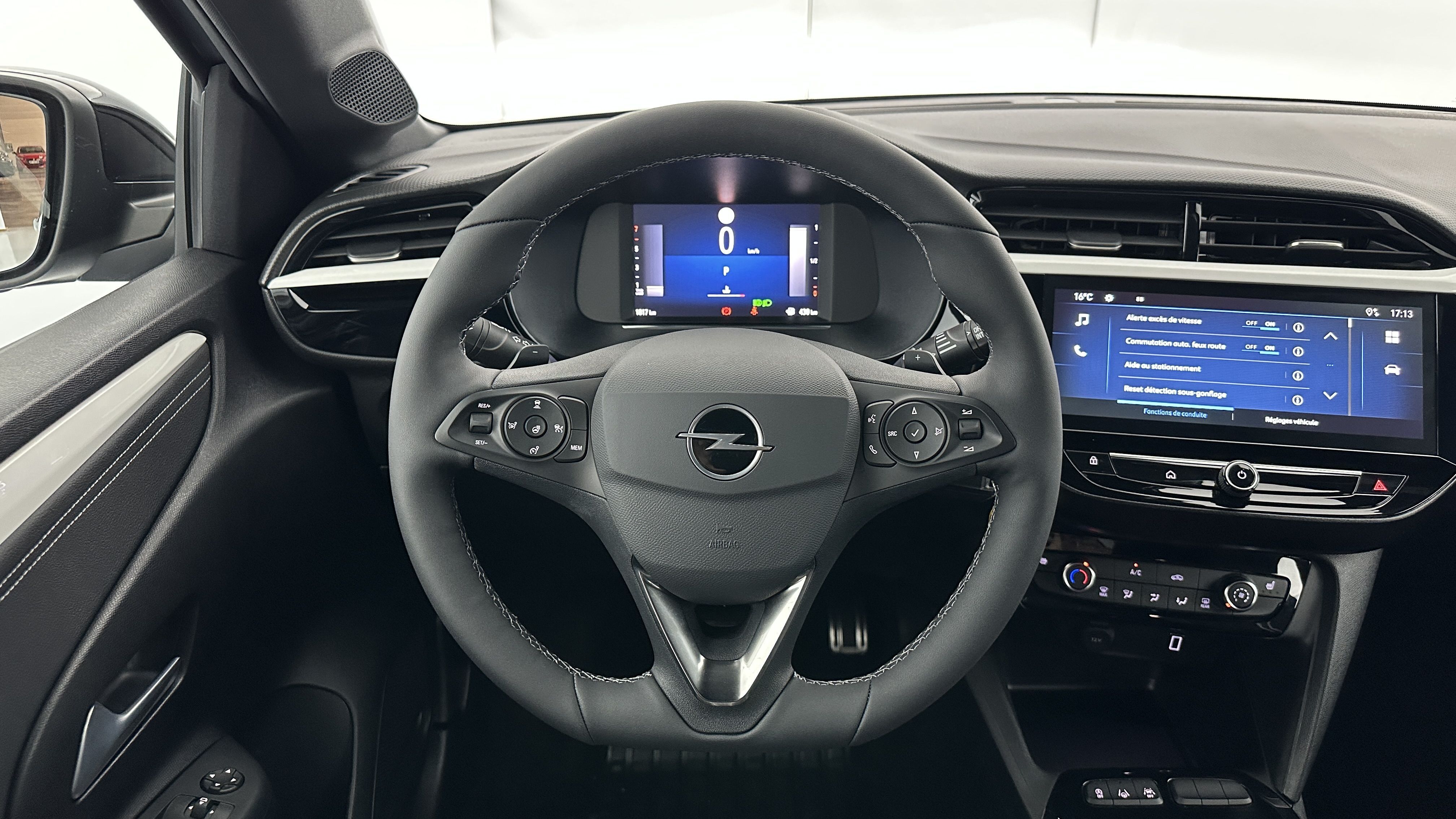 GLI00010120_p53 - OPEL - CORSA - 2025 - photo 14