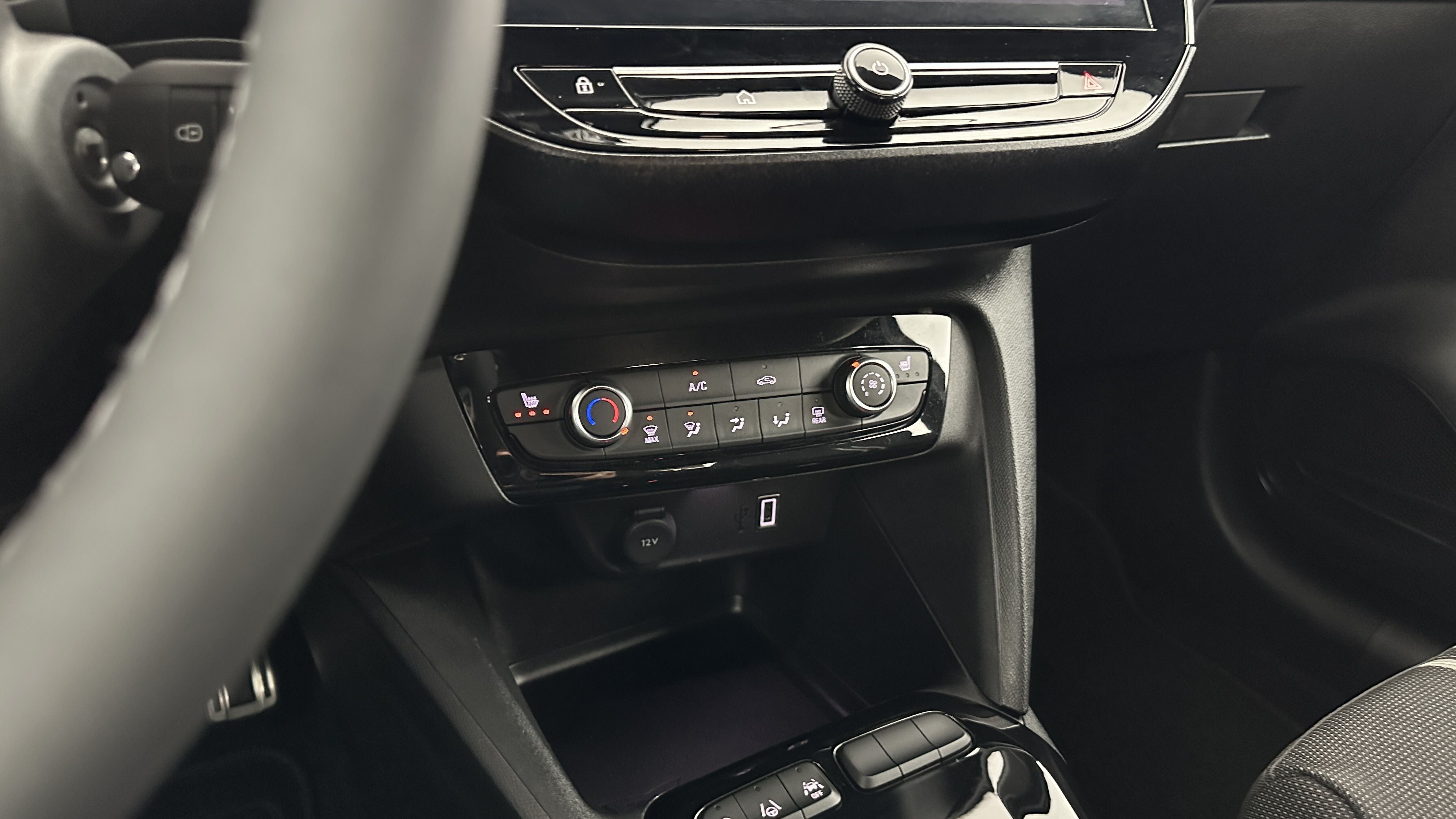 GLI00010120_p53 - OPEL - CORSA - 2025 - photo 20