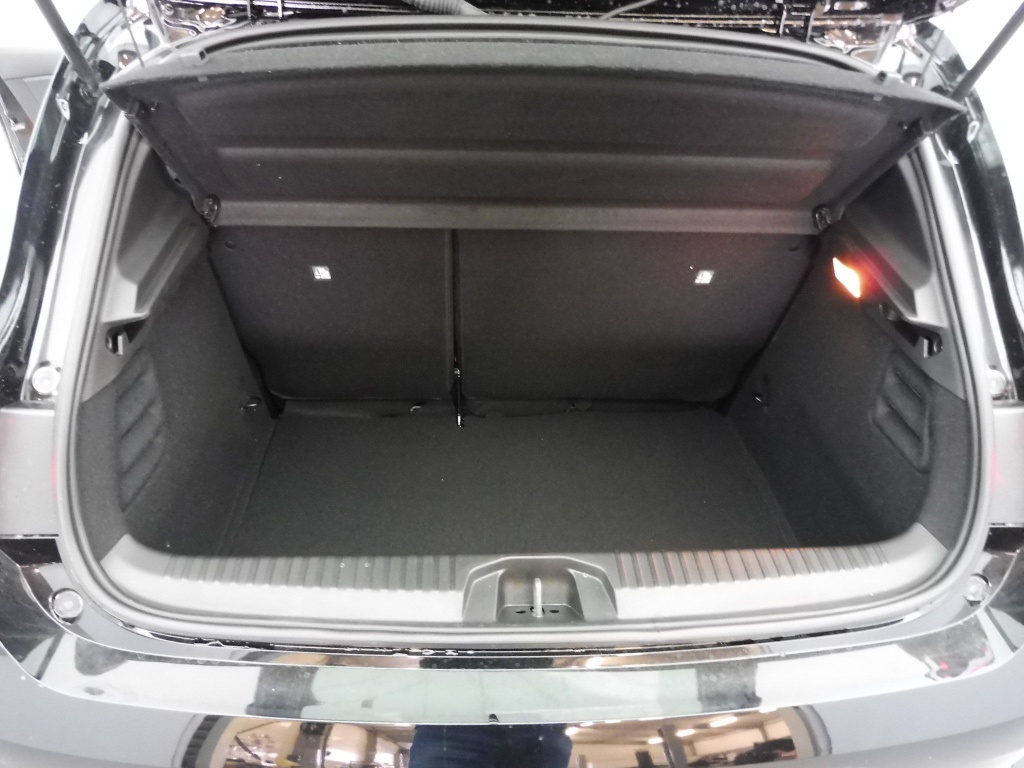 69825_p51 - RENAULT - CLIO - 2025 - photo 11