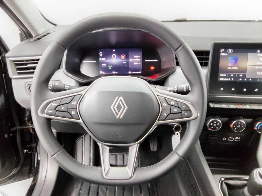 72573_p51 - RENAULT - CLIO - 2025 - photo 17