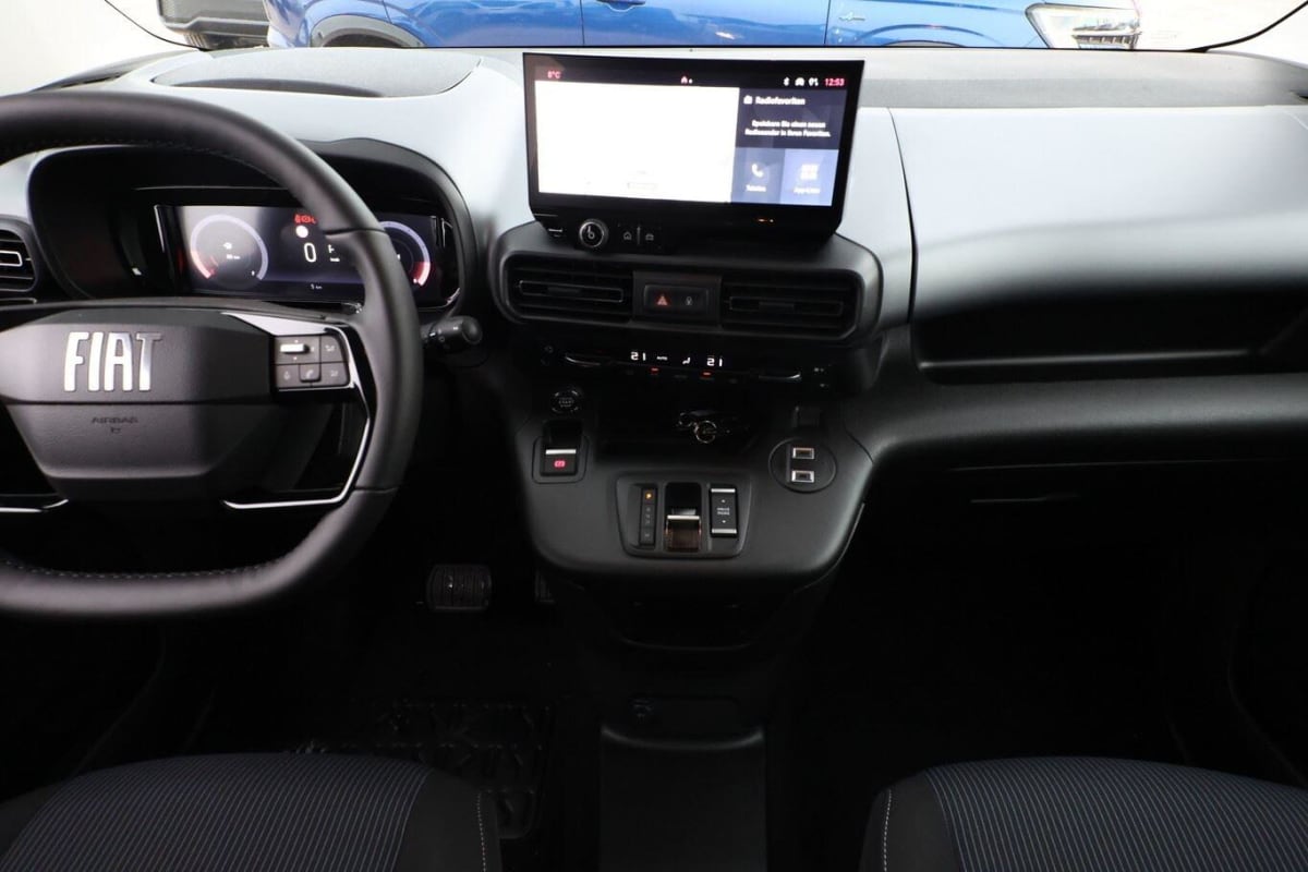 365659_p2 - FIAT - DOBLO - 2025 - photo 8