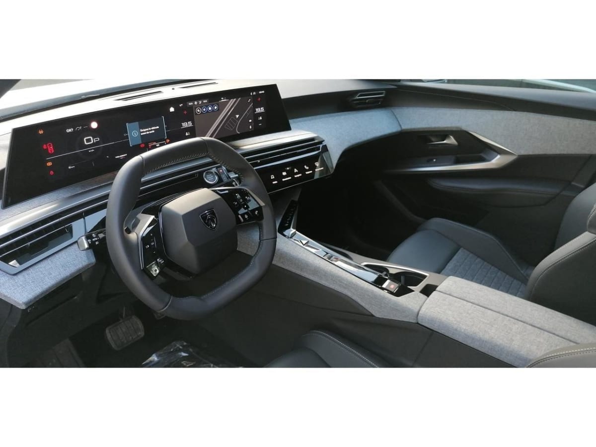 357166_p2 - PEUGEOT - 3008 - 2025 - photo 8