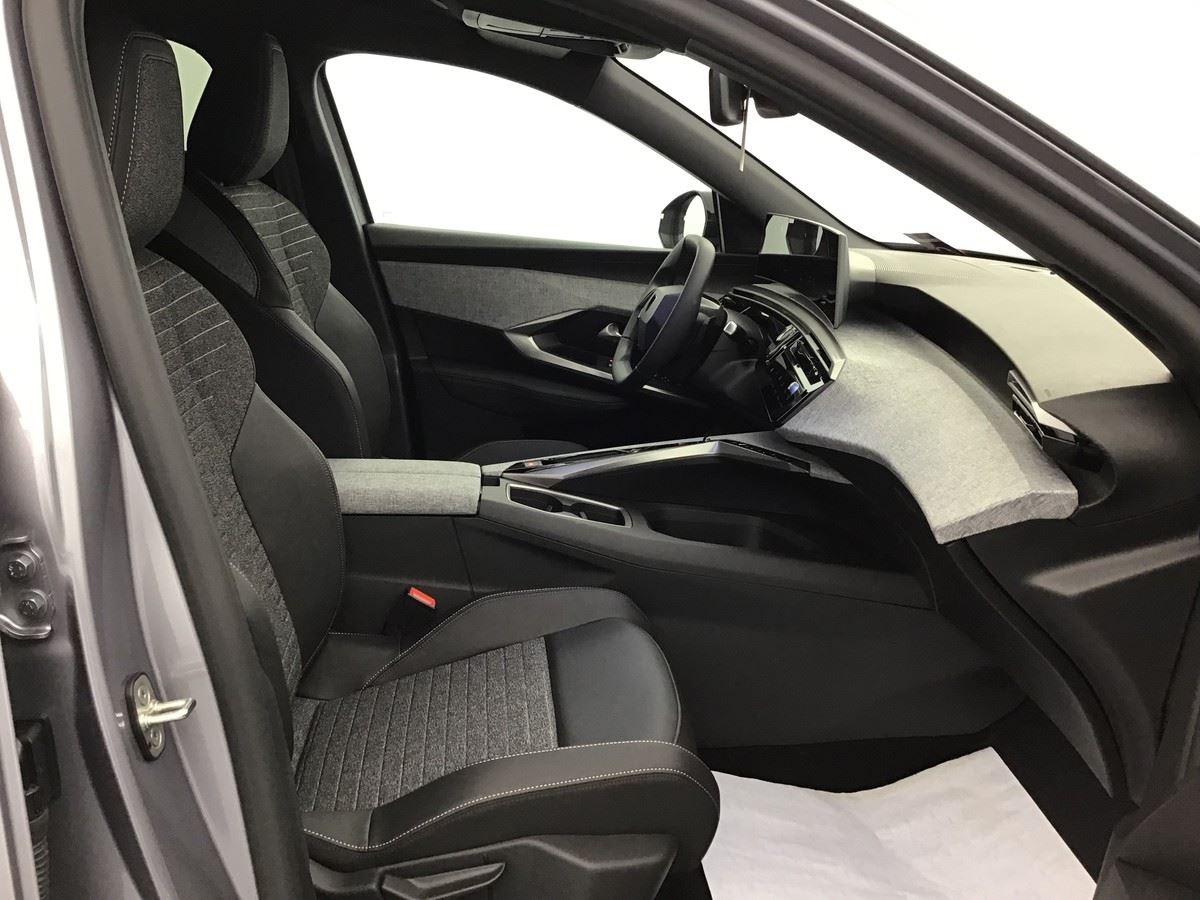 366951_p2 - PEUGEOT - 3008 - 2025 - photo 6