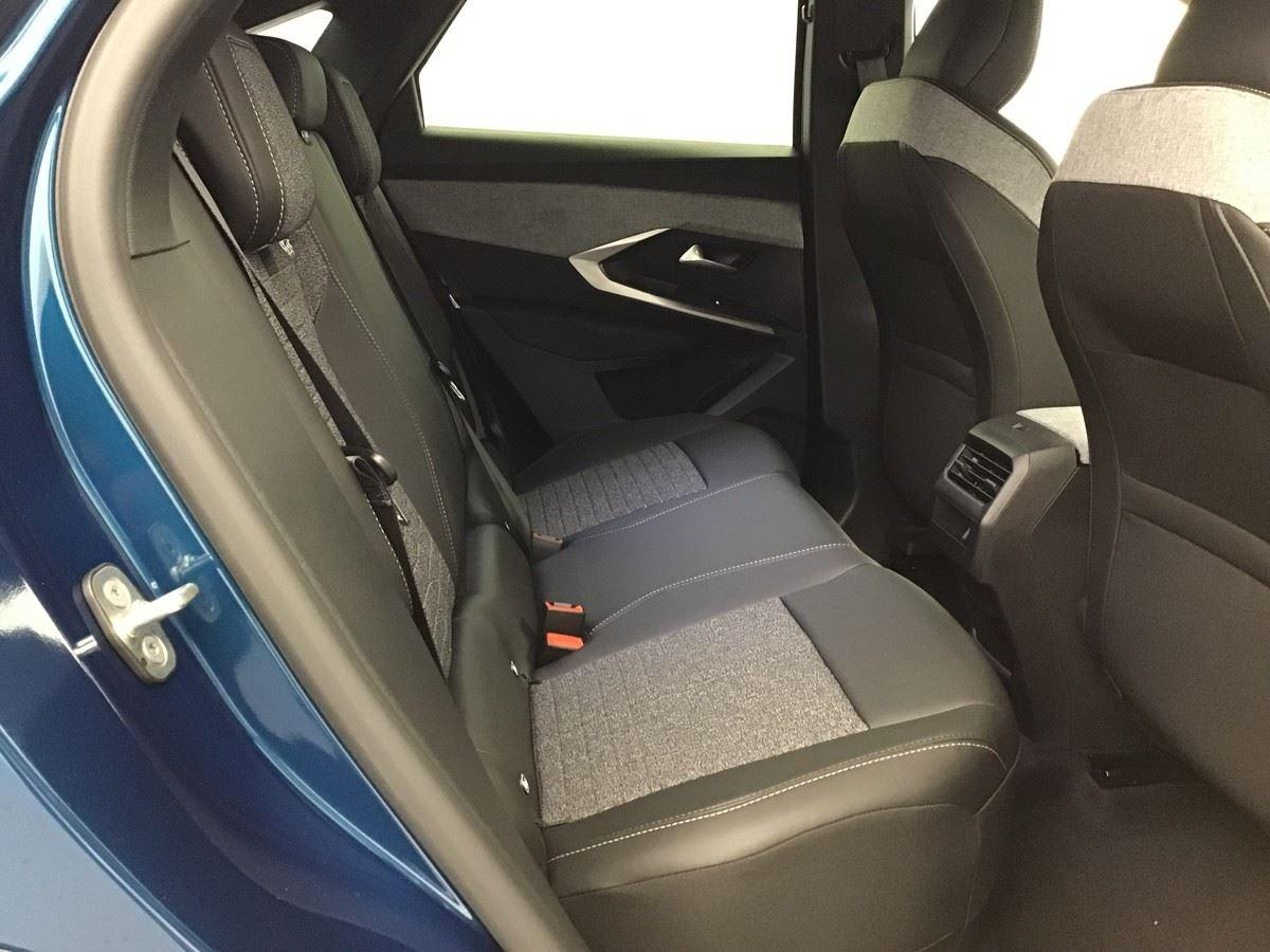 366957_p2 - PEUGEOT - 3008 - 2025 - photo 7