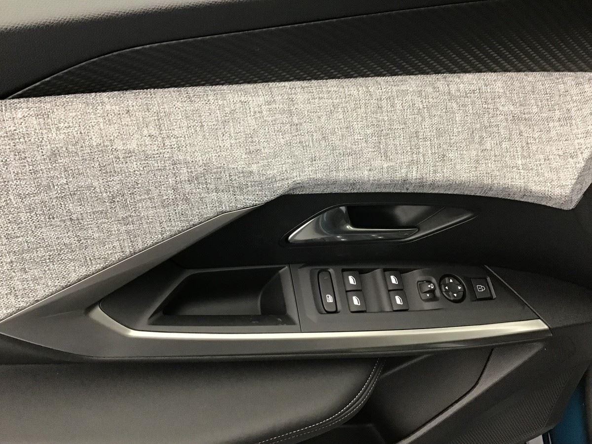 366957_p2 - PEUGEOT - 3008 - 2025 - photo 9